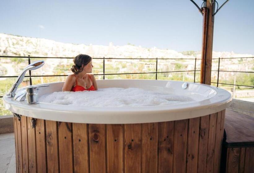 스위트 킹사이즈 침대, Hera Cave Suites