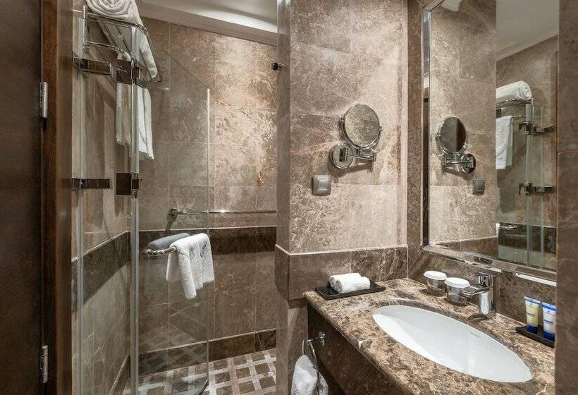 Номер Deluxe, Millennium Makkah Al Naseem