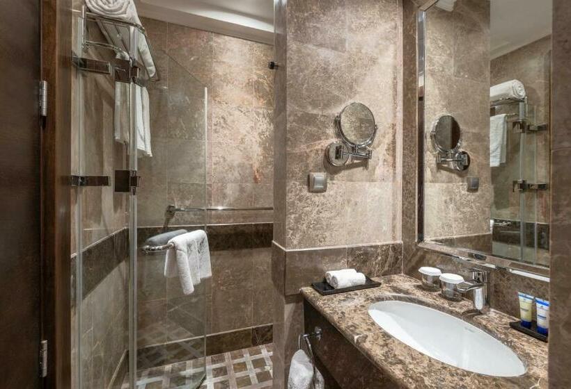 Номер Deluxe, Millennium Makkah Al Naseem