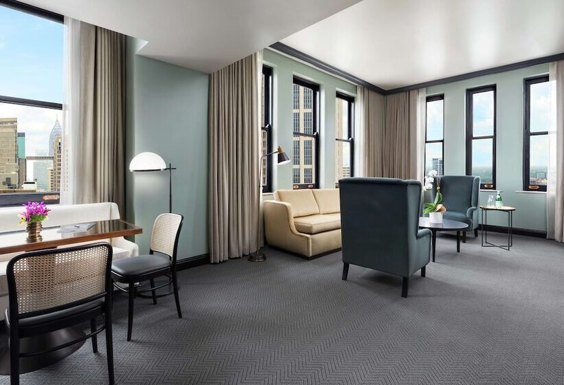 シティビュースイート, The Candler Hotel Atlanta, Curio Collection By Hilton
