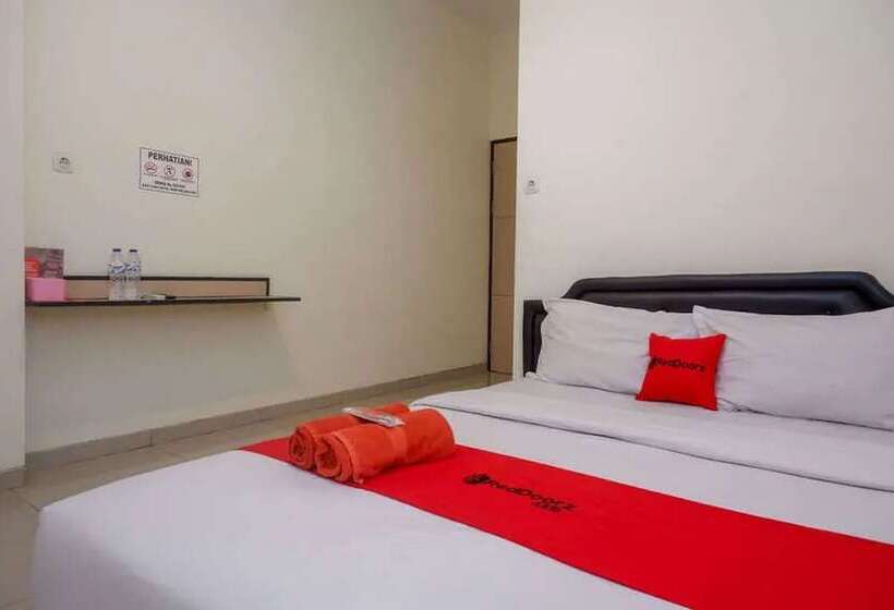 Номер Стандарт, Reddoorz Near Malioboro Mall