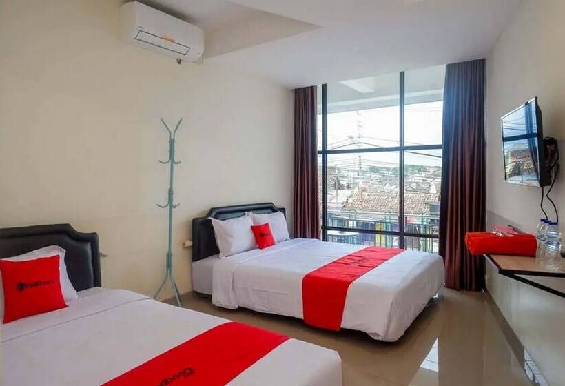 Семейный Номер, Reddoorz Near Malioboro Mall