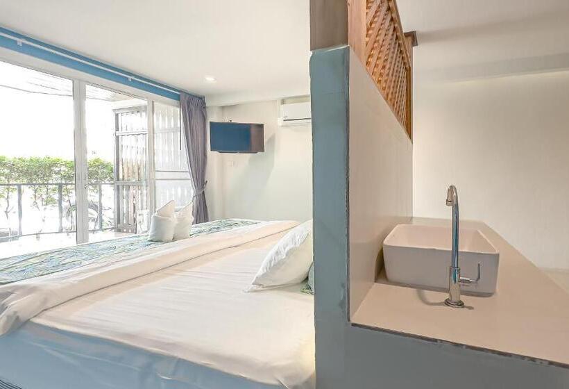 Номер Deluxe с Балконом, Xanadu Hotel Utapao