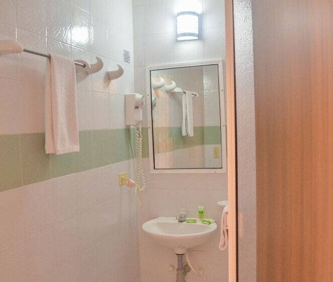 Номер Стандарт Трехместный, Portobelo Convention Center