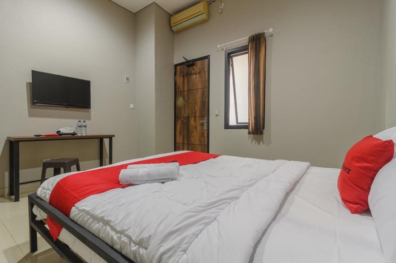 Номер Стандарт, Reddoorz Near Puri Indah Mall