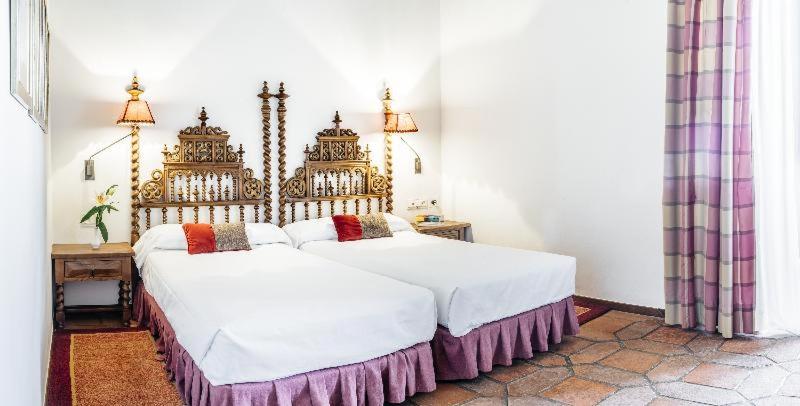Номер Стандарт, Parador De Zafra