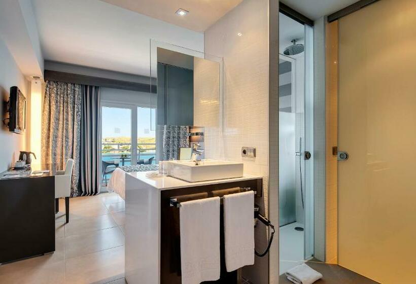 Номер Superior Вид на Море, Barceló Hamilton Menorca Adults Only