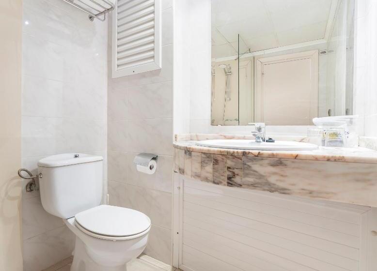 经济房, Globales Condes De Alcudia
