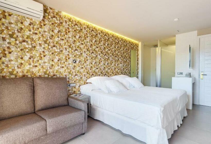 חדר סטנדרט נוף לבריכה, Occidental Ibiza