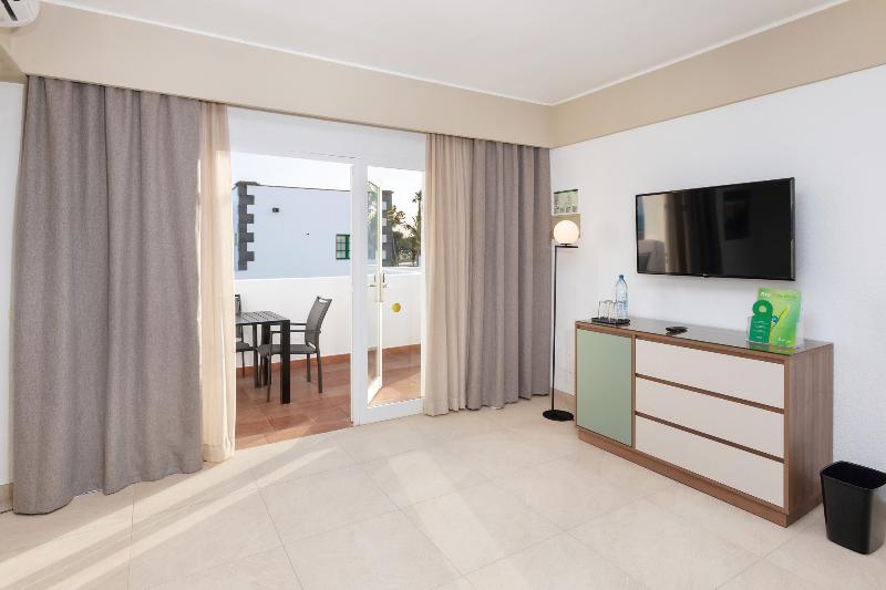 Семейный Номер, Hotel Riu Paraiso Lanzarote - All Inclusive