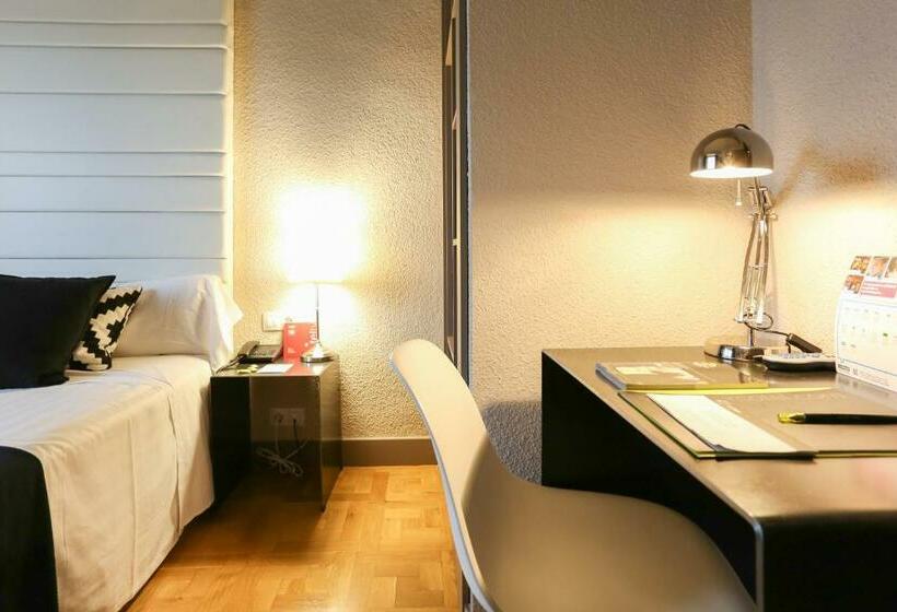 Номер Стандарт, Habitus Hotel Leyre