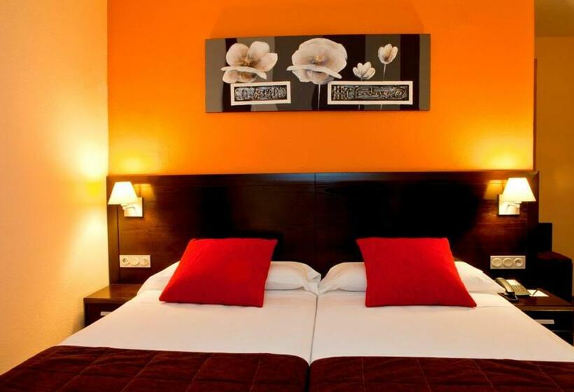 Номер Стандарт, Moon Dreams Fuengirola