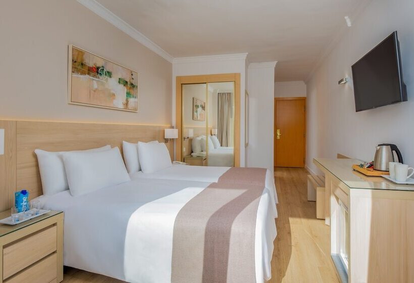 Номер Стандарт Боковой Вид на Море, Las Arenas, Affiliated by Melia