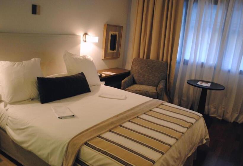Quarto standard, Parador De Antequera