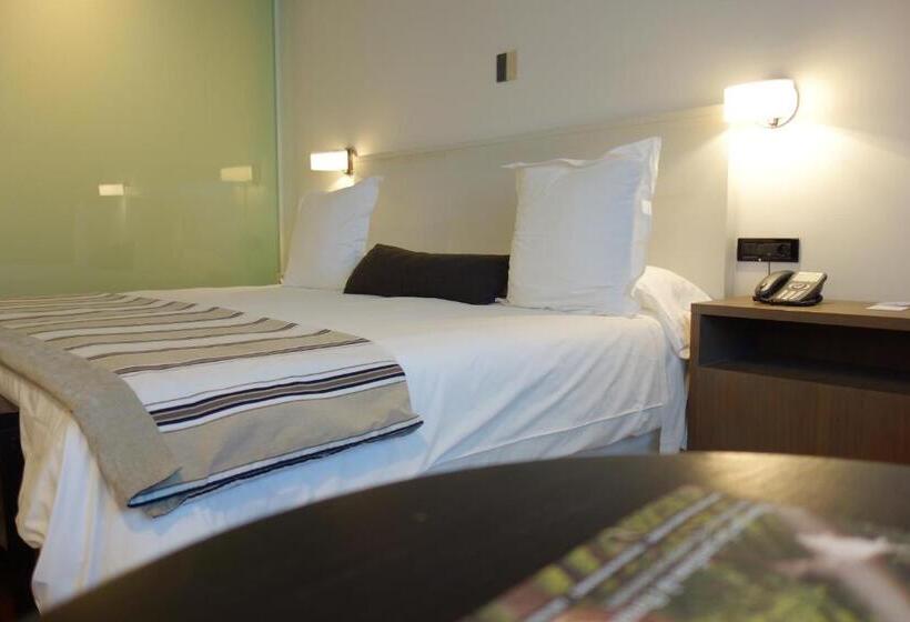 Quarto standard, Parador De Antequera