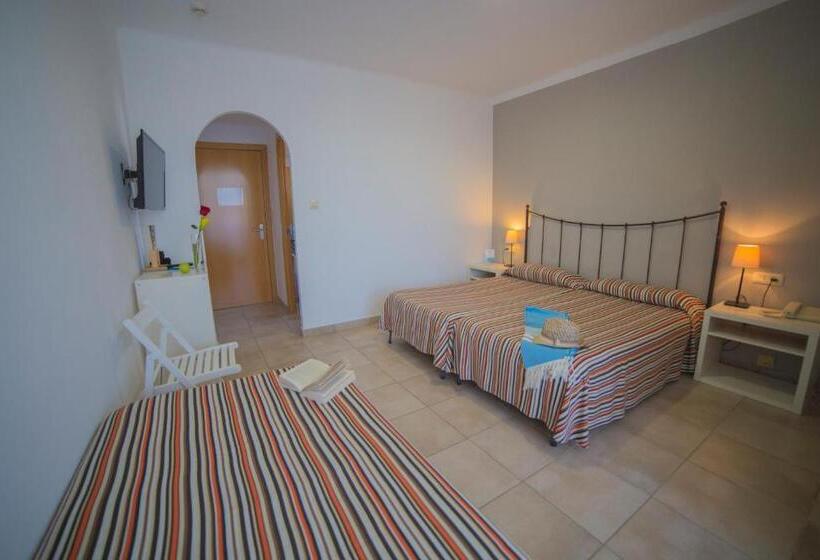 スタンダードトリプルルーム, Casa Del Mar Hotel & Apartaments
