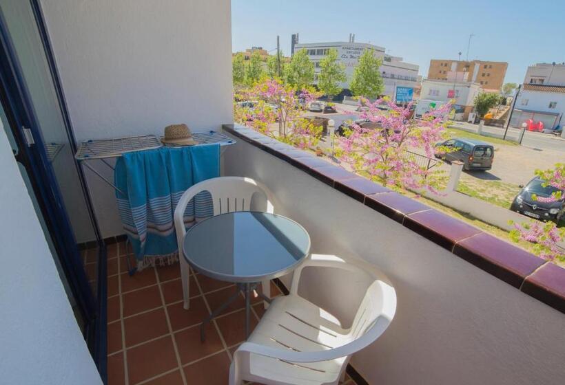 اتاق استاندارد چهار تخته, Casa Del Mar Hotel & Apartaments