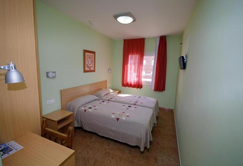 Standard-huone, El Cami