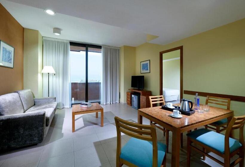 家庭间, Hesperia Sant Joan