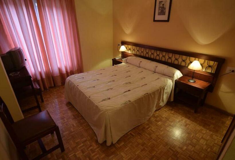اتاق استاندارد, Hostal Blazquez Sanchez