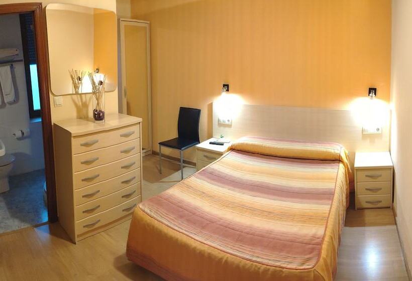 اتاق استاندارد, Hostal Hispanico I