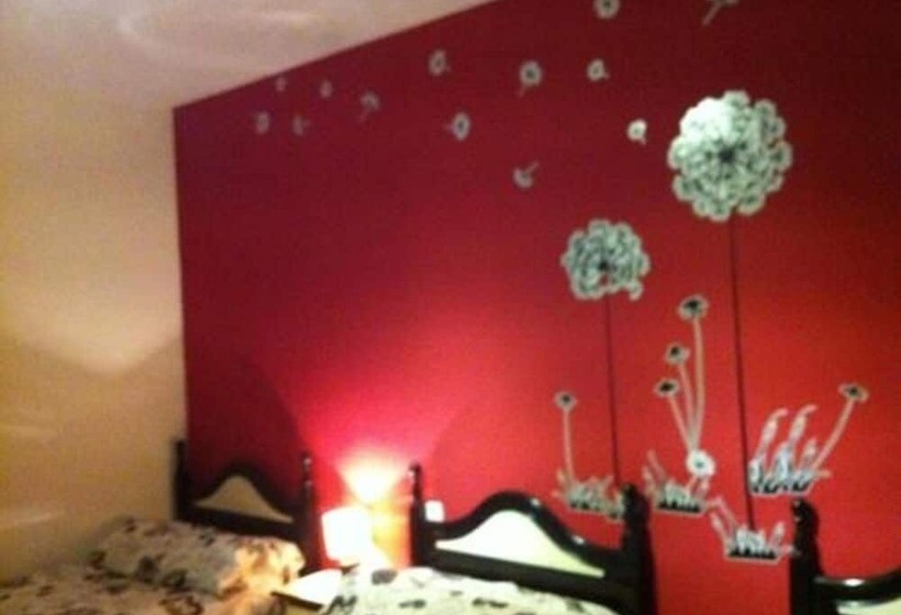 Habitación Triple Estándar, Hostal Neptuno