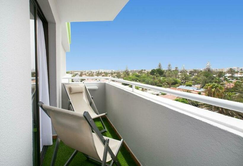 Полулюкс, Livvo Anamar Suites