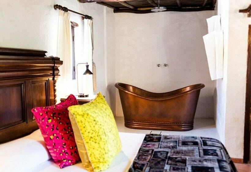 Suite Junior, Pikes Ibiza - Adults Only