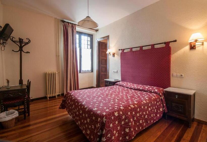 Номер Стандарт, Hostal Ayestaran Ii