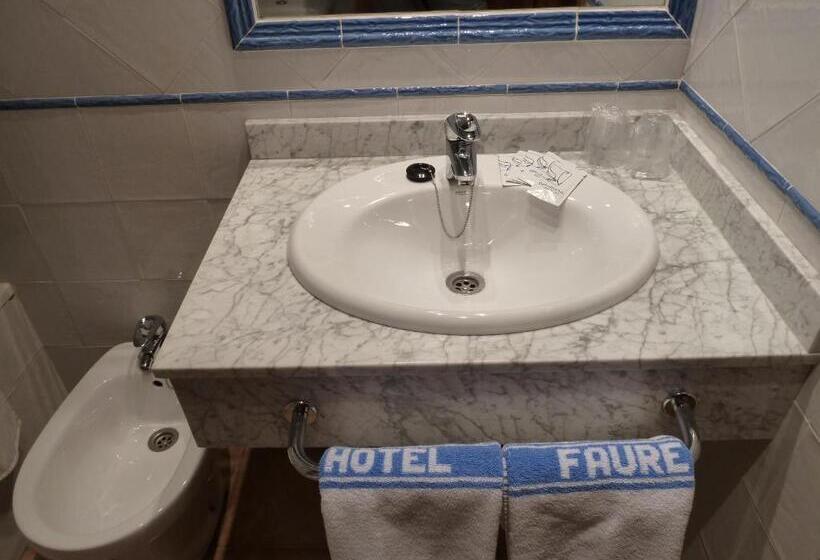 Номер Стандарт, Apartahotel Faure