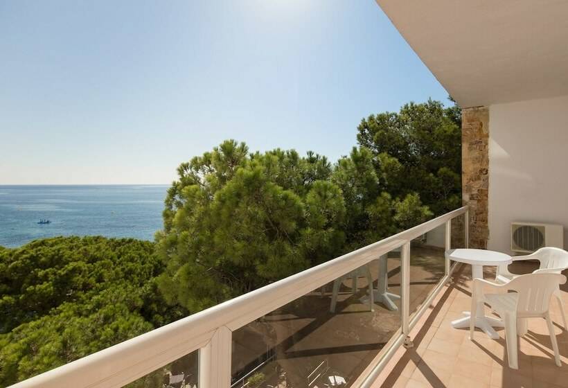 غرفة سوبيريور مطلّة علي البحر, htop Caleta Palace