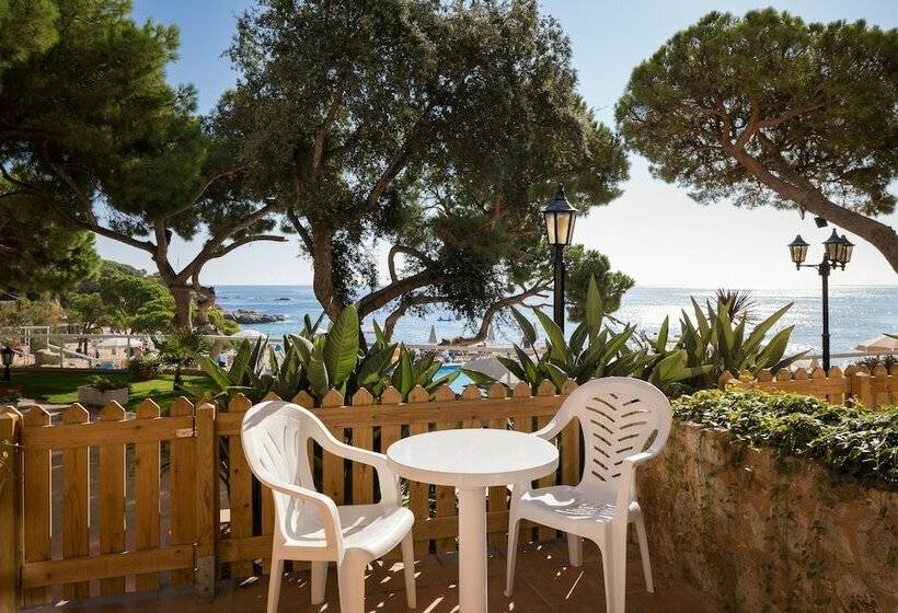 חדר סופריור לארבעה, htop Caleta Palace