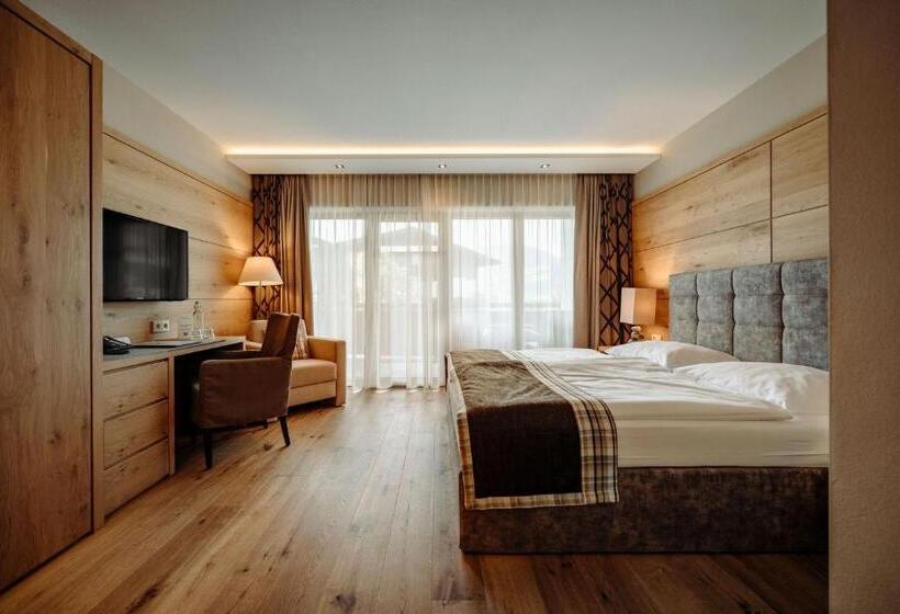 Семейный Номер Deluxe, Das Gemütliche Dorfhotel Kaltenhauser