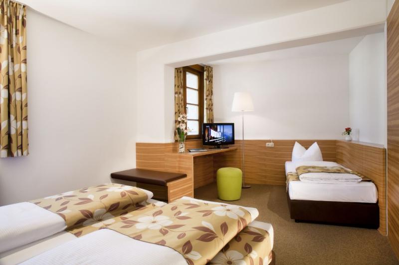 스탠다드 트리플 룸, Alphotel Innsbruck