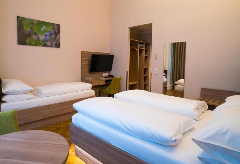 اتاق استاندارد سه نفره, Marc Aurel   Vienna City Center