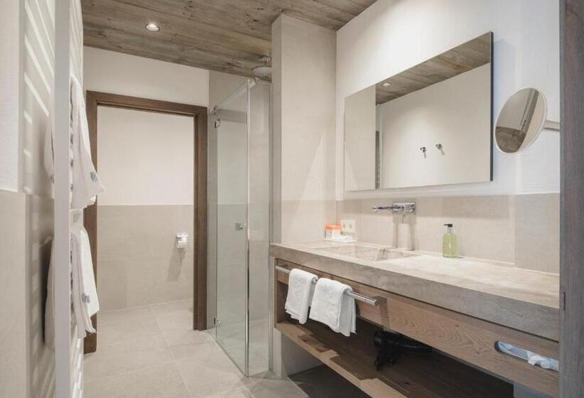 Номер Стандарт, Schwarzer Adler   Sport & Spa