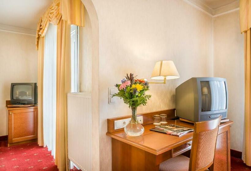 标准三人间, Select Hotel Prinz Eugen Wien