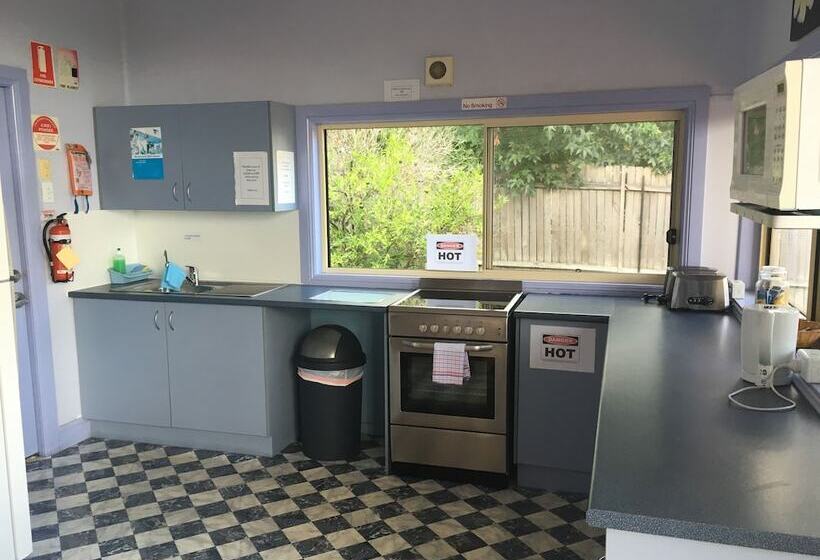Номер Стандарт Вид на Бассейн, Waterview Gosford Motor Inn