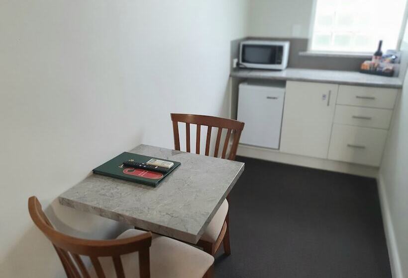 Номер Deluxe, Mcnevins Maryborough Motel