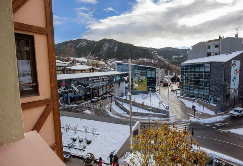 اتاق استاندارد, Font Andorra Hostel by Nexta