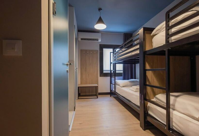 اتاق استاندارد چهار تخته, Font Andorra Hostel by Nexta