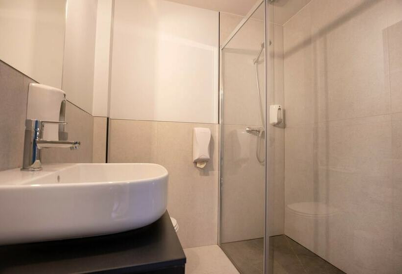 اتاق استاندارد, Font Andorra Hostel by Nexta