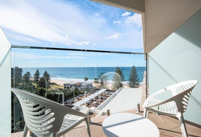 Номер Стандарт Вид на Море с Балконом, Novotel Wollongong Northbeach