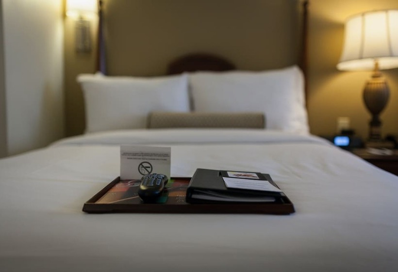ダブルベッドスタンダードルーム, Fairmont Hotel Macdonald