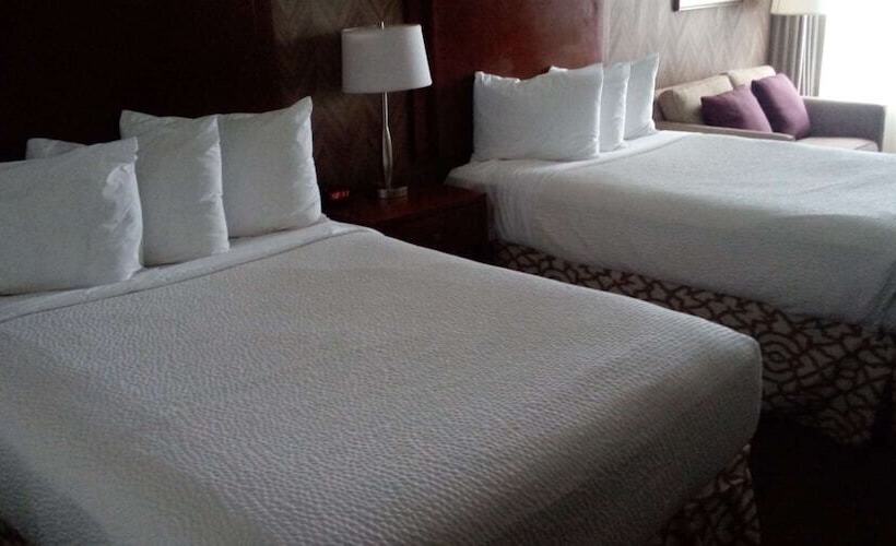 스탠다드 룸 더블 침대 2개, Best Western Plus Otonabee Inn
