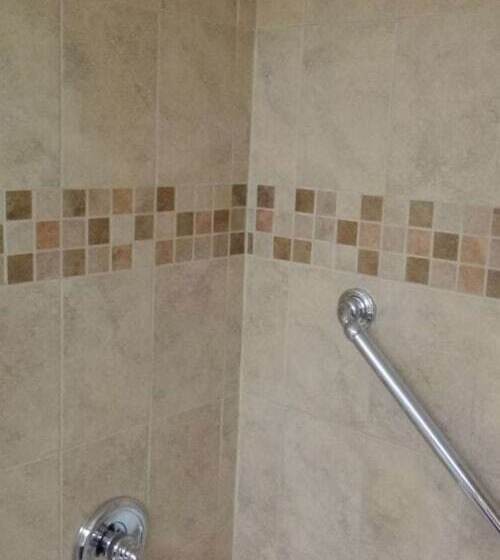 ダブルベッドスタンダードルーム, Best Western Plus Otonabee Inn