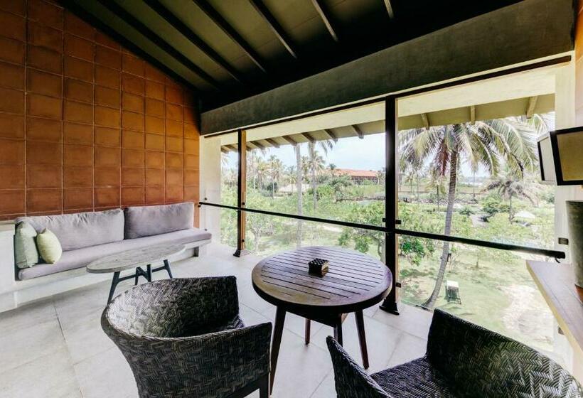Premium room with terrace, Cinnamon Bentota Beach   Signature Selection