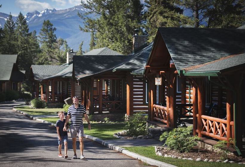 اتاق استاندارد با تخت بزرگ, Fairmont Jasper Park Lodge
