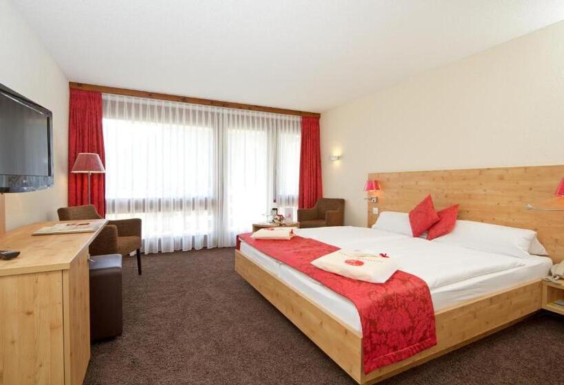 Номер Superior с Балконом, Central Sporthotel Davos