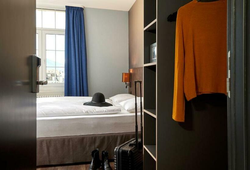 Номер Стандарт, The Hey Hotel